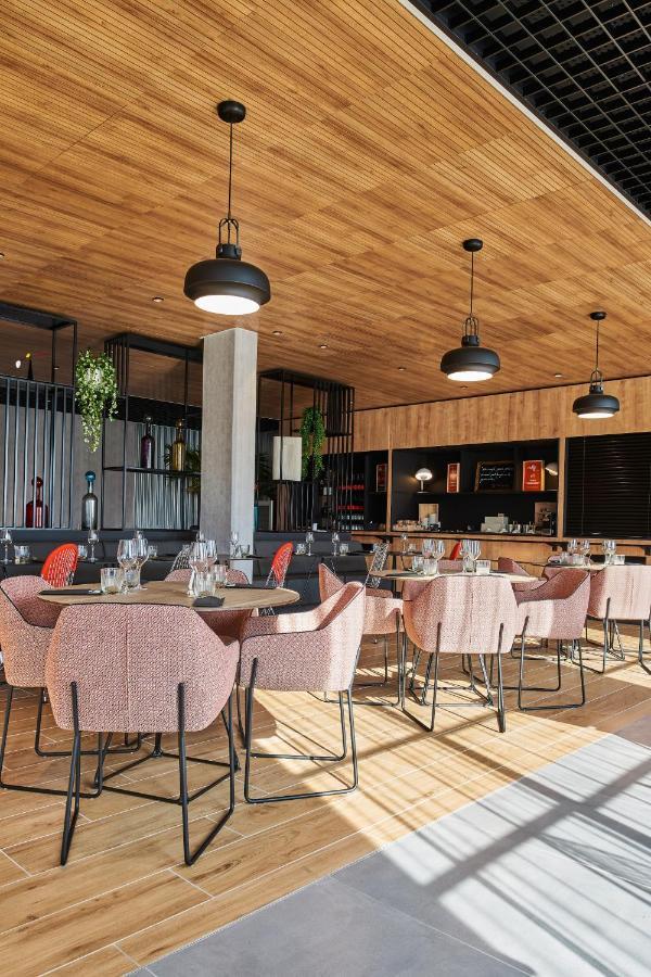 Ibis Montlhery Paris Sud Exterior foto
