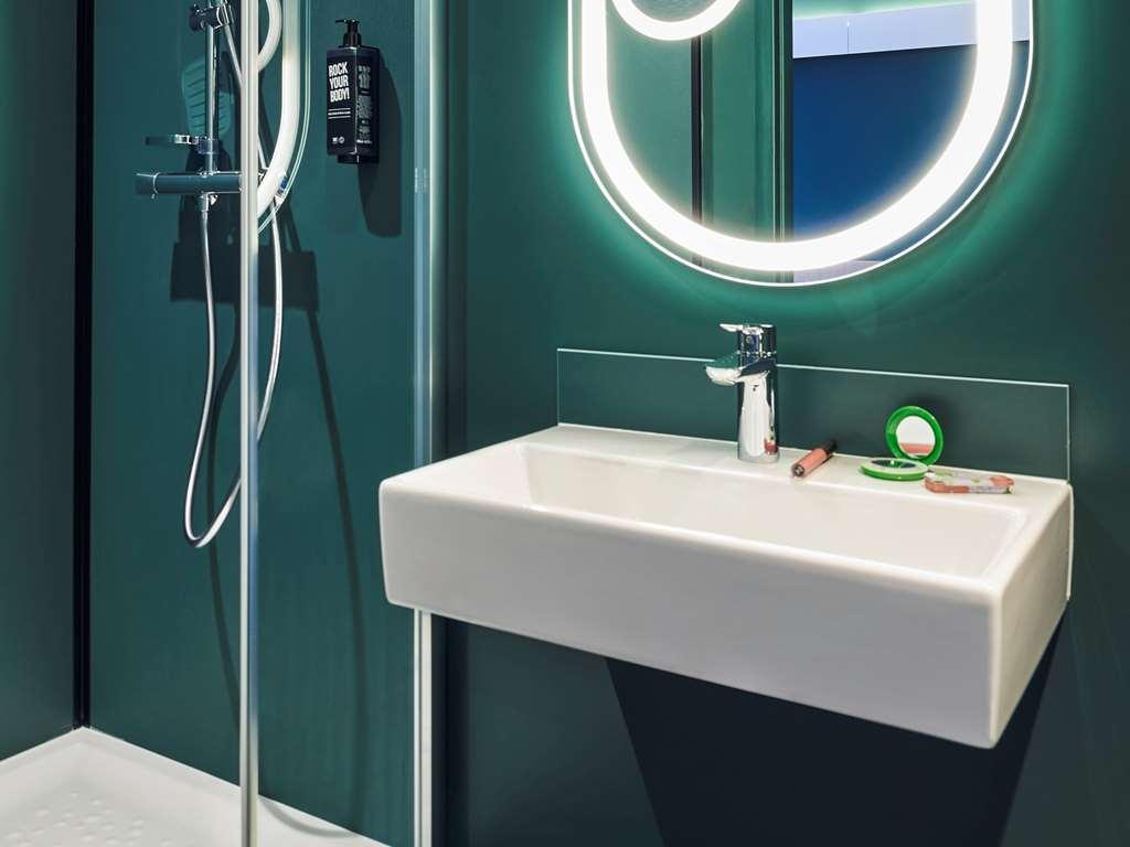Ibis Montlhery Paris Sud Quarto foto